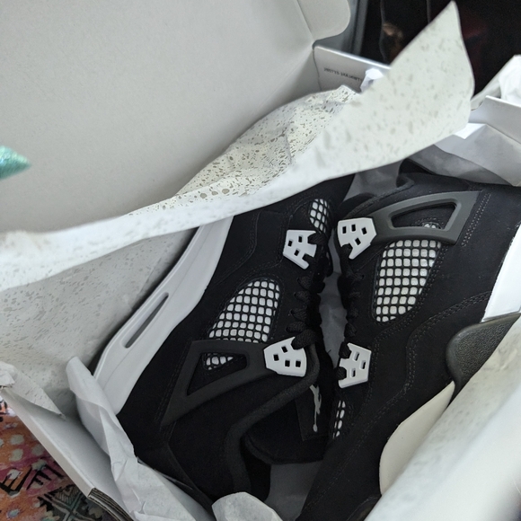 Jordan 4 white thunder - Picture 3 of 6